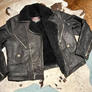 Vintage Milwaukee Leather Black Motorcycle Jacket with fur lining Size M